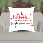 Poduszka - Kochanie... Ja nie chrapię, ja tylko głośno mruczę!