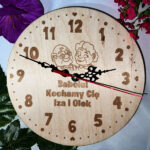Personalizowany zegar na dzień babci i dziadka z napisem
