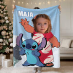 Personalizowany koc z twarzą i imieniem dziecka dla fanki Stitcha